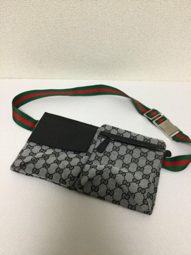 GUCCI ボディーバッグ