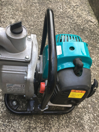 2サイクルエンジンポンプLeo lgp15未使用品