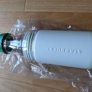 スターバックス　サニーボトルホワイト　新品！の画像