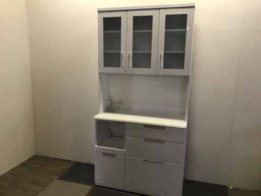 091003☆食器棚☆