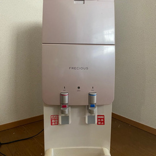 卓上型ウォーターサーバー　