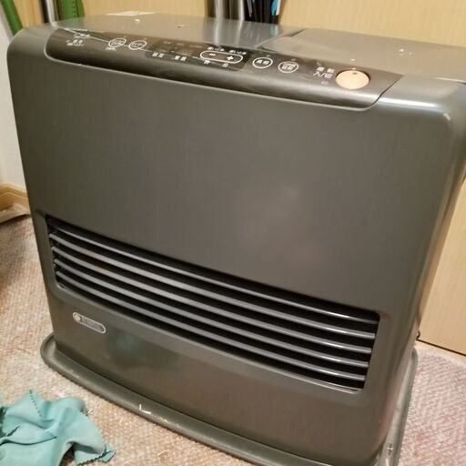 三菱製品　中古灯油ファンヒーター
