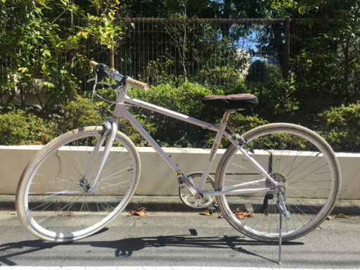 クロスバイク 白 ②