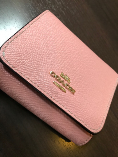 coAcH財布