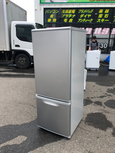 【苫小牧バナナ】2011年製 Panasonic/パナソニック 168L 冷蔵庫 右開き NR-B173W シルバー系 １人暮らし向け 清掃済み