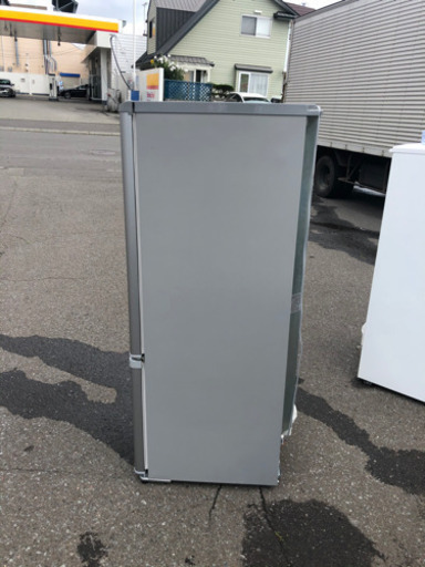 【苫小牧バナナ】2011年製 Panasonic/パナソニック 168L 冷蔵庫 右開き NR-B173W シルバー系 １人暮らし向け 清掃済み