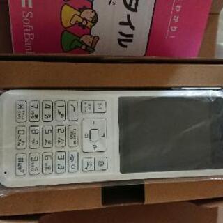 新品未使用 ソフバンプリペイド携帯　simply   SIMロッ...