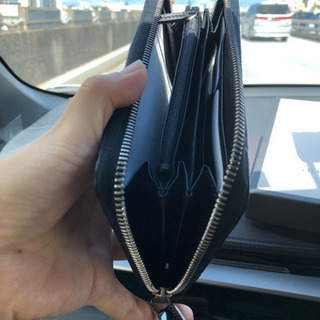GUCCI 財布　グッチ シグネチャー レザー ジップアラウンドウォレット