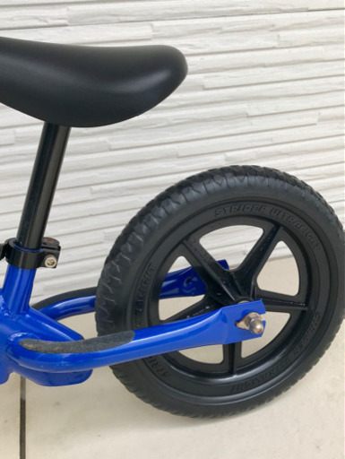 ストライダー　ブルー