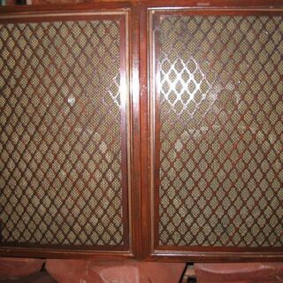 スピーカーエンクロジャー　山水　SP50だと思います。