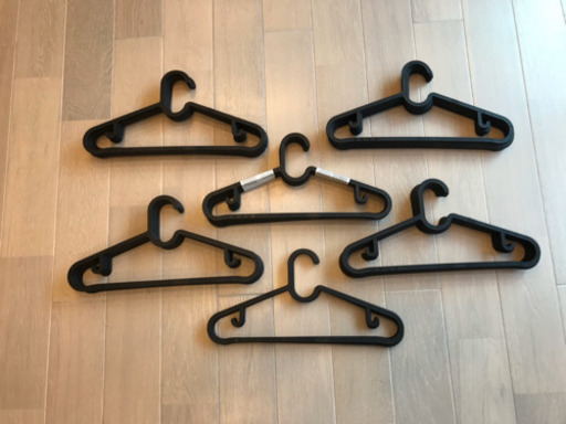 IKEA イケア プラスチック ハンガー 55本 ブラック　他サービスあり