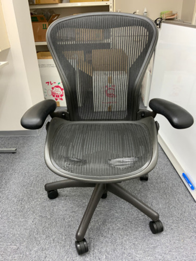 herman miller チェアー　1047