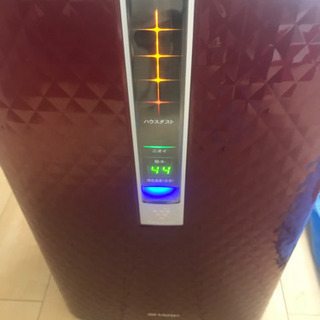 売約済　フィルター3層すべて　ほぼ未使用。プラズマクラスター加湿空気清浄機kc-w65の画像