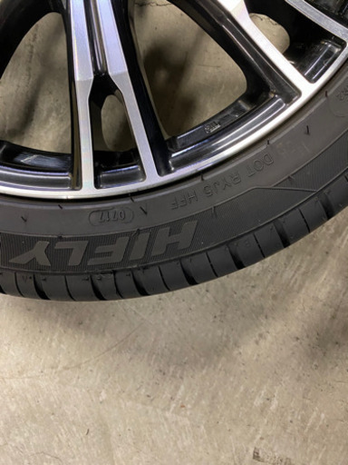 215／45R17 アルミホイール　美品