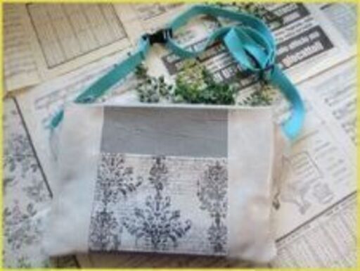 ハンドメイド　革　レザー　ダマスク柄　クロコ調型押し　サコッシュBAG　ボディバッグ　ショルダー　斜め掛け　ポシェット