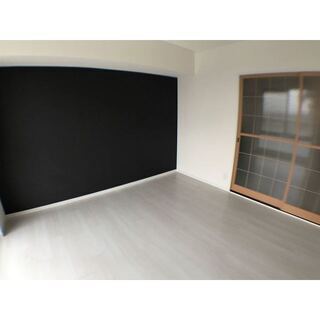 初期費用85000円鍵交換のみ家賃１カ月無料＆保証人不要＆仲介手数料0円保証会社＆家財保険全て含まれております。 物件待ち合わせにてご見学＆ご契約可能です。お問い合わせお待ちしております ペアパレス102 ＯＲｉＡｉ（オリアイ）不動産がLINE公式アカウントに登場！お得な情報を受け取るには、以下のリンクから友だち追加してください。https://lin.ee/g7Kl1pG メールお問い合わせ　tasuku.home.sakai@gmail.com ホームページにも　初期費用抑えた物件多数掲載しております - 賃貸（マンション/一戸建て）