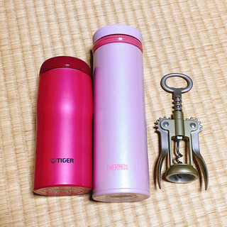 【お取引中】サーモス 、タイガー　水筒　ワインオープナーおまけ