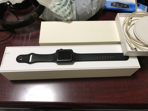 [今日明日まで]アップルウォッチ / apple watch series2 + 磁石式充電器付属