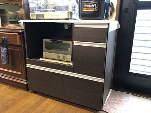 新品同様のキッチン用ワゴンです。
