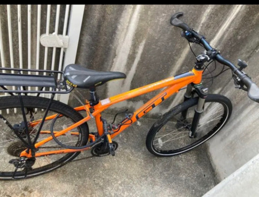 自転車　マウンテンバイク　GT