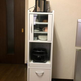売り切れ☆食器棚 ホワイトコンセント付き✩.*˚の画像