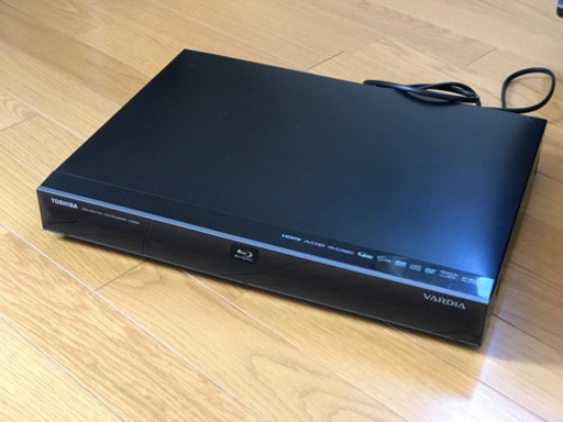 ハードディスク＆ブルーレイレコーダー　東芝D-B305K