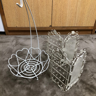 バナナスタンド（カゴ付き）＋アクセサリースタンド2個