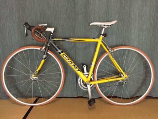 【お取引中】自転車　ロードバイク　GIANT