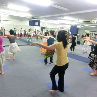 【寝屋川市駅徒歩2分】※フラダンス土曜11：00～生徒さま募集の画像