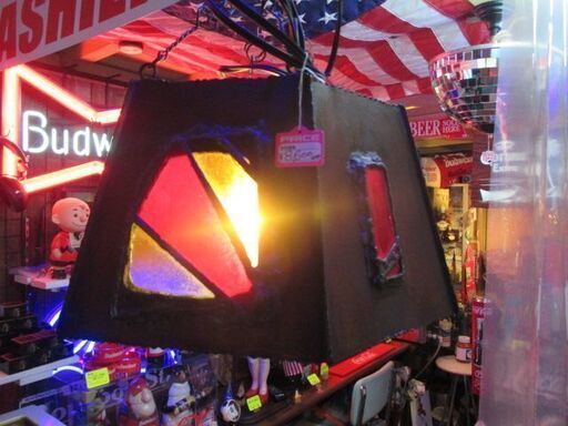 アンティークなステンドグラス 照明器具／レトロ・ライト