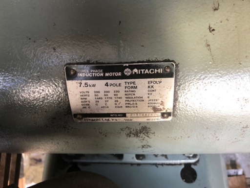 日立コンプレッサー　CKDエアードライヤー