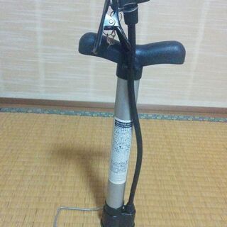 自転車空気入れ　ダイソー　英式バルブ