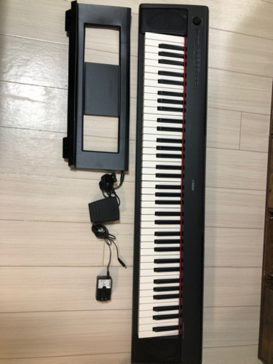 （取引中）ヤマハ 電子ピアノ 76鍵盤　NP-32