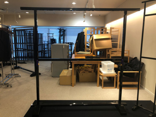 衣桁（着物ディスプレイ）　木製・黒　※同じもの複数あり