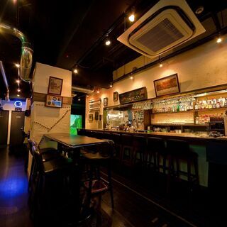 [希少]ゴルフバーでアルバイト！自由な個人店！履歴書不要！の画像