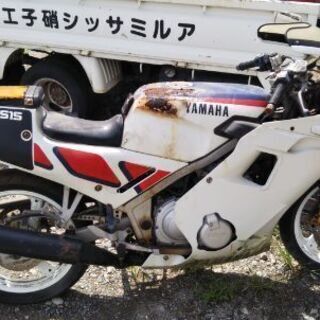 ヤマハ カワサキ バイク3台