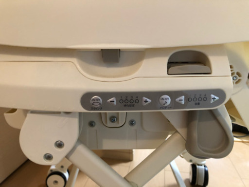 電動スウィング　作動問題なし コンビ　ベビー　ルシエスAUTO Swing