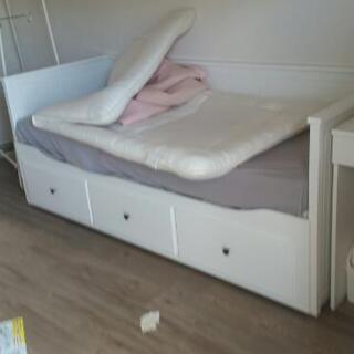 IKEA・イケア ベット HEMNES(ヘムネス) デイベッドフレーム