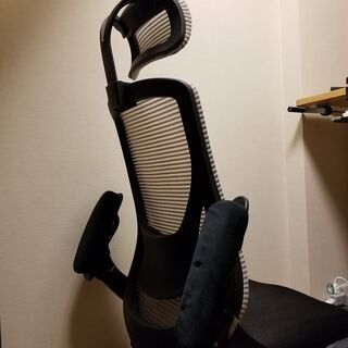 オフィスチェア 跳ね上げ式 アームレスト ロッキング デスクチェア（クッションセット）の画像