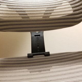 オフィスチェア 跳ね上げ式 アームレスト ロッキング デスクチェア（クッションセット）の画像