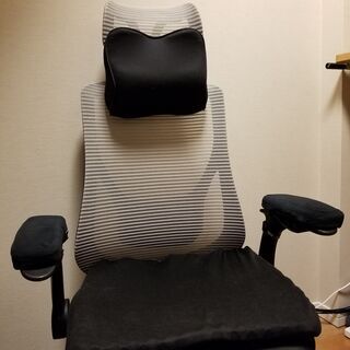 オフィスチェア 跳ね上げ式 アームレスト ロッキング デスクチェア（クッションセット）の画像