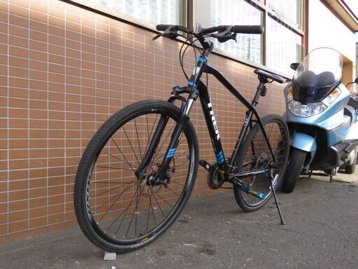 ■TREK 8.3DS トレック ブラック 24速 アルミフレーム クロスバイク 自転車 札幌発