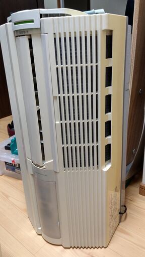 トヨトミ製窓枠エアコン　窓枠付き　動作品　2006年製