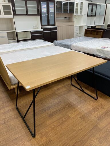 無印良品　折りたたみテーブル　オーク材　売場展開中！！！
