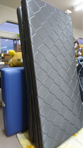 ほぼ未使用ダブルマットレス