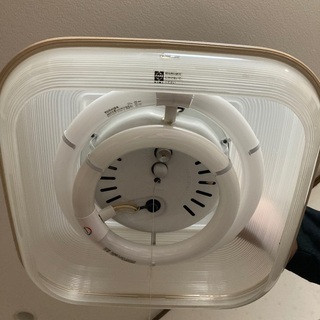 昭和レトロ和室電気傘の画像