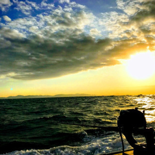 船の上で海と釣りを楽しみませんか？