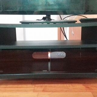 液晶テレビ（リモコン付き）＆テレビ台の画像