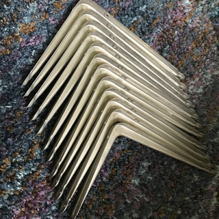 板　端材　棚受け　DIYの画像
