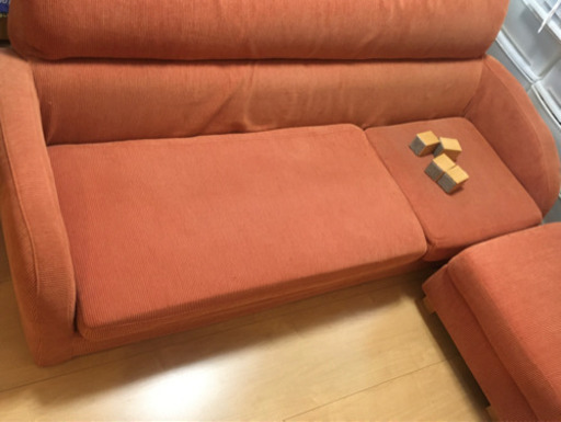 ソファー ニトリ 購入 オレンジ 3人がけ
